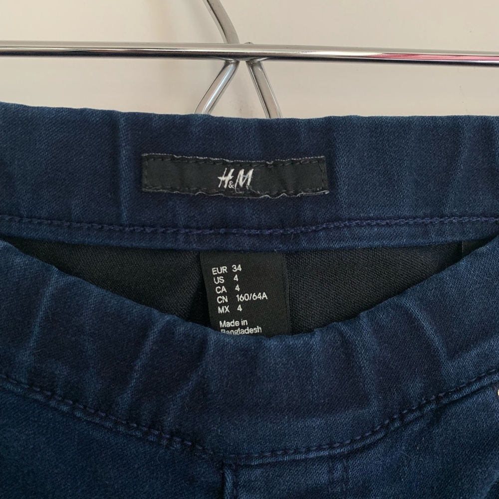 H&M Dark Wash Jeggings - Picture 3 of 5